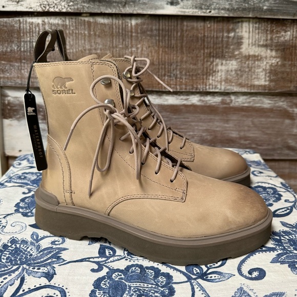 🌿NWT🌿 Sorel HI-LINE Lace Boot - Picture 1 of 11
